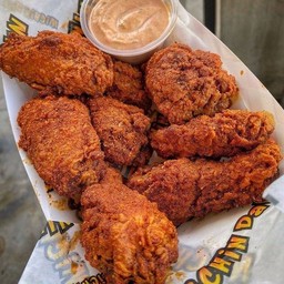 วิงซ์แซ่บ