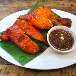 ไก่ย่างน่องติดสะโพก
