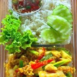 ข้าวผัดผงกระหรี่ไก่(ร้านได้จากไลน์แมน45฿)