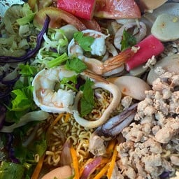 ยำเส้นแก้ว