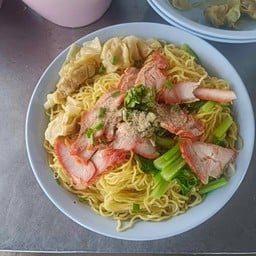 อิ่มจุกบะหมี่เกี๊ยว สาขา คลอง 6 คลอง 6