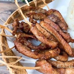 ขนมปังปิ้ง/เกี๊ยวทอด/ลูกชิ้นทอด/น้ำส้ม