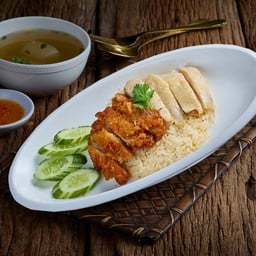 ข้าวผสม 2 อย่าง พิเศษ