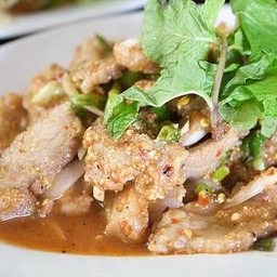 น้ำตกหมู