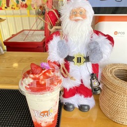 โซส สตอเบอร์รี่ นมสด สมูทตี้