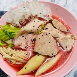 ซุปเย็นตาโฟหมูชาบู