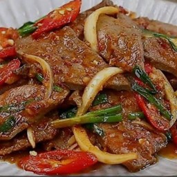 ผัดพริกเผาราดข้าว