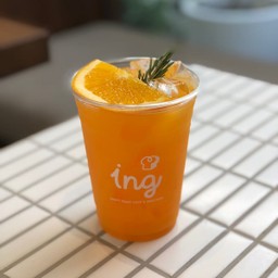 น้ำส้มคั้นสด