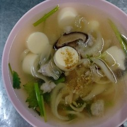 แกงจืดเกี่ยมฉ่ายเต้าหู้หมูสับ