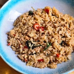 ข้าวคลุกกะเพรา