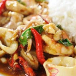 ข้าวกะเพรารวมมิตร