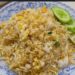 ข้าวผัดไข่ใส่หมู