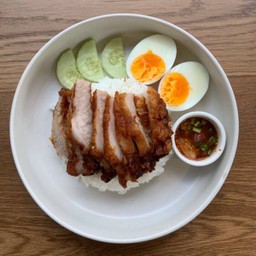 ข้าวคอหมูทอดจิ้มแจ่ว