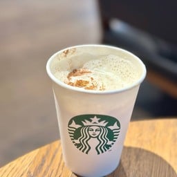 Starbucks Sedlárska (Maxmilian's Fountain)