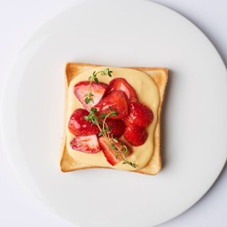Very Strawberry Custard
