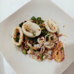 ลาบปลาหมึก