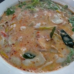 ต้มยำปลาหมึก