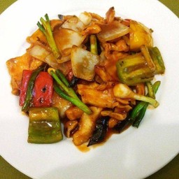 ไก่ผัดเม็ดมะม่วงหิมพานต์