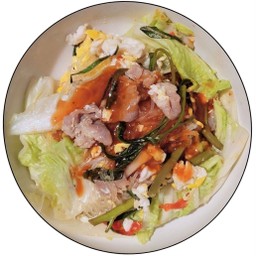 สุกี้ผัดแห้งหมูหมัก Stir-Fried Sukiyaki