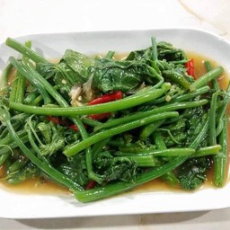 ฝักแม้วไฟแดง