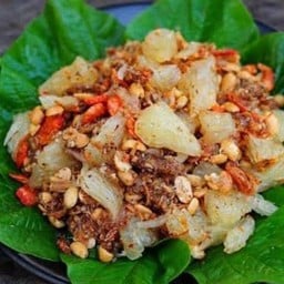 ยำส้มโอ