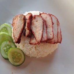 แม่ปูข้าวหมูแดง หมู่บ้านรัตนาธิเบศร์