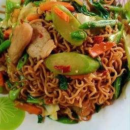 ผัดมาม่าขี้เมา