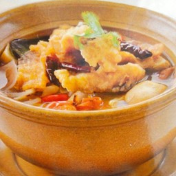 ต้มโคล้งปลา