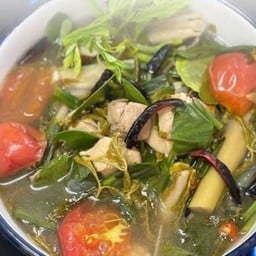 ต้มโคล้งไก่บ้าน