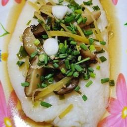 ปลาดอลลี่นึ่งซีอิ้ว