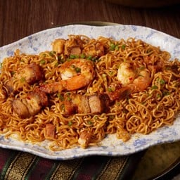 มาม่าผัดเจมส์