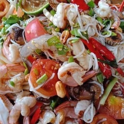 ลาบ/ก้อย/ต้ม/ส้มตำ ร้านคำแพงหลังราชภัฎ