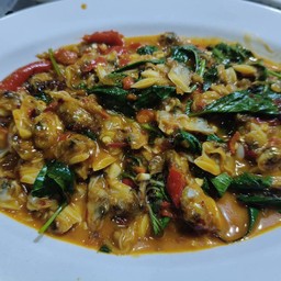 เนื่อหอยลายพริกเผา