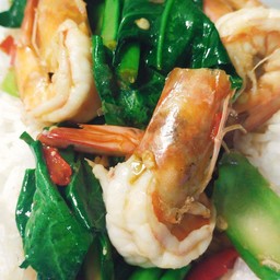 ผัดคะน้ากุ้ง