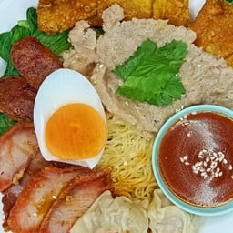 บะหมี่เกี๊ยวเทวดา สาขาเสรีไทย -