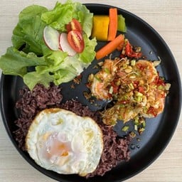 คั่วพริกเกลือ ปรุงด้วยซอสโซเดียมต่ำ ดีกับสุขภาพ