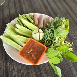 น้ำพริก+ผักสด