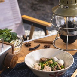 ก๋วยเตี๋ยวเรือน้ำตกหมู