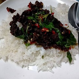 กระเพราเนื้อสับ