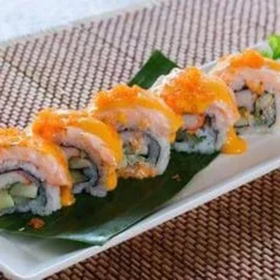 ข้าวห่อแซลมอนย่างโรล