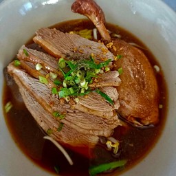 ก๋วยเตี๋ยวเป็ด พิเศษ