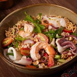 ยำมาม่าทะเล