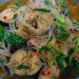 แกงปลาดุกใส่วุ้นเส้น