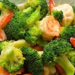บล็อกโคลี่ผัดกุ้ง