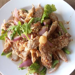 ลาบเนื้อสุก