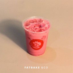 Strawberry milk นมสตรอเบอรี่