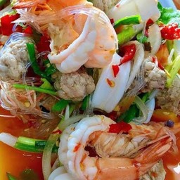 ยำวุ้นเส้นทะเลหมูสับ