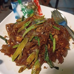 ผัดซีอิ๊วหมู