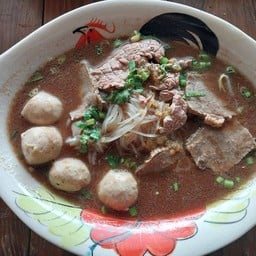 ร้านลับลม
