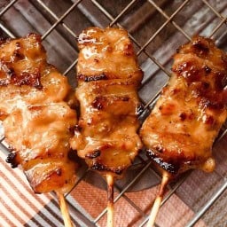 ข้าวเหนียวหมูปิ้ง- แบมแบม